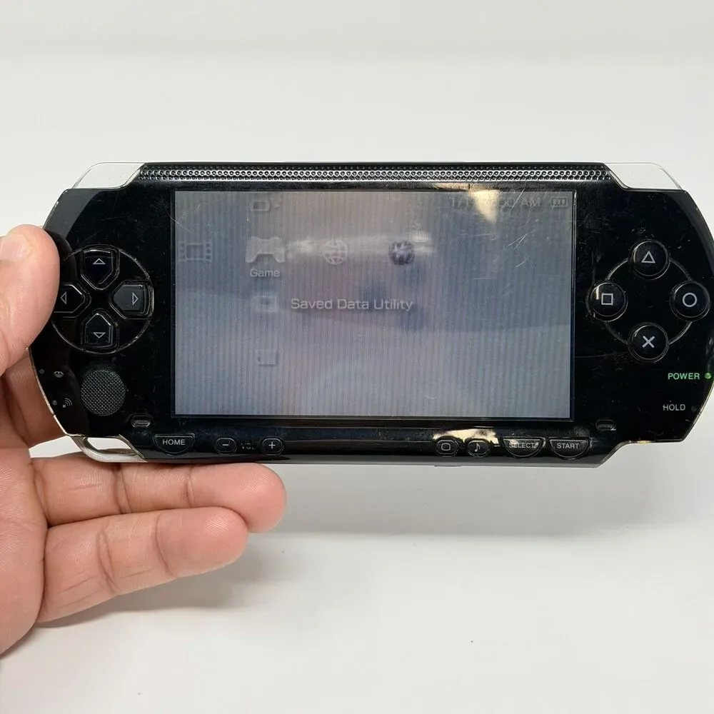 Sony PSP-1001 Black Handheld Console Tested 2GB Memory Card No Charger
